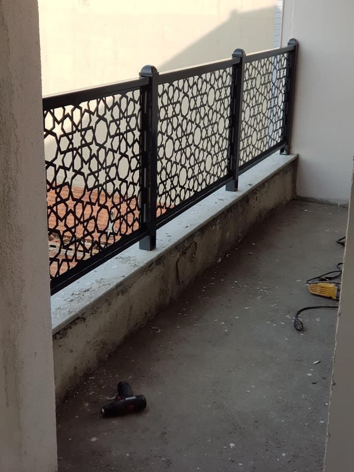  Lazer kesim balkon korkuluğu H: 90 cm 